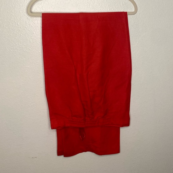 Lino Linen Red Outfit - Picture 5 of 8